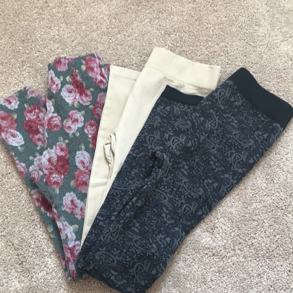3 pairs of leggings